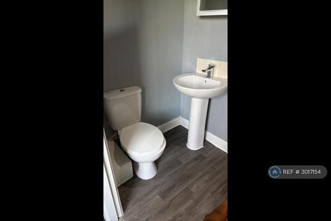 1 bedroom in a house share to rent, Wyresdale Road, Bolton, BL1