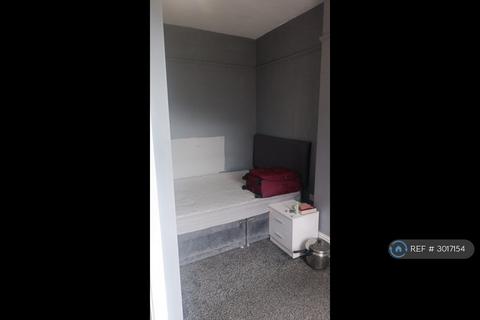 1 bedroom in a house share to rent, Wyresdale Road, Bolton, BL1