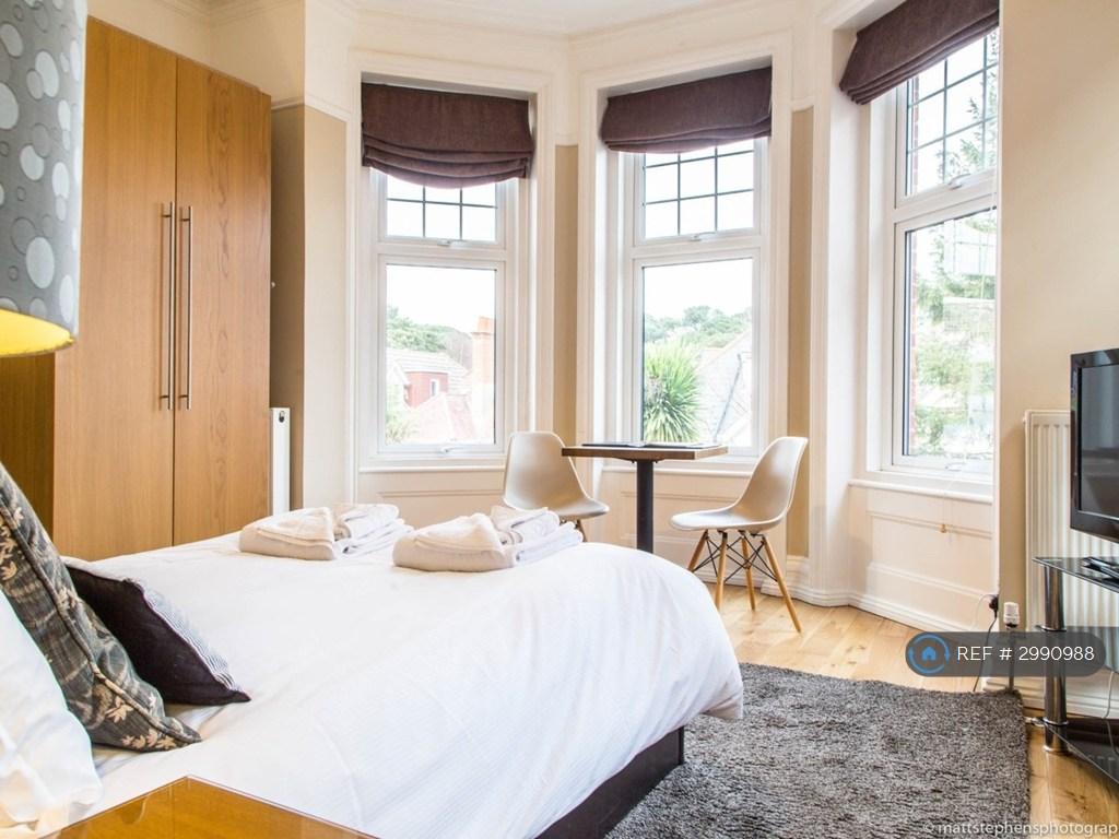 Apartment in Bournemouth - View 4
