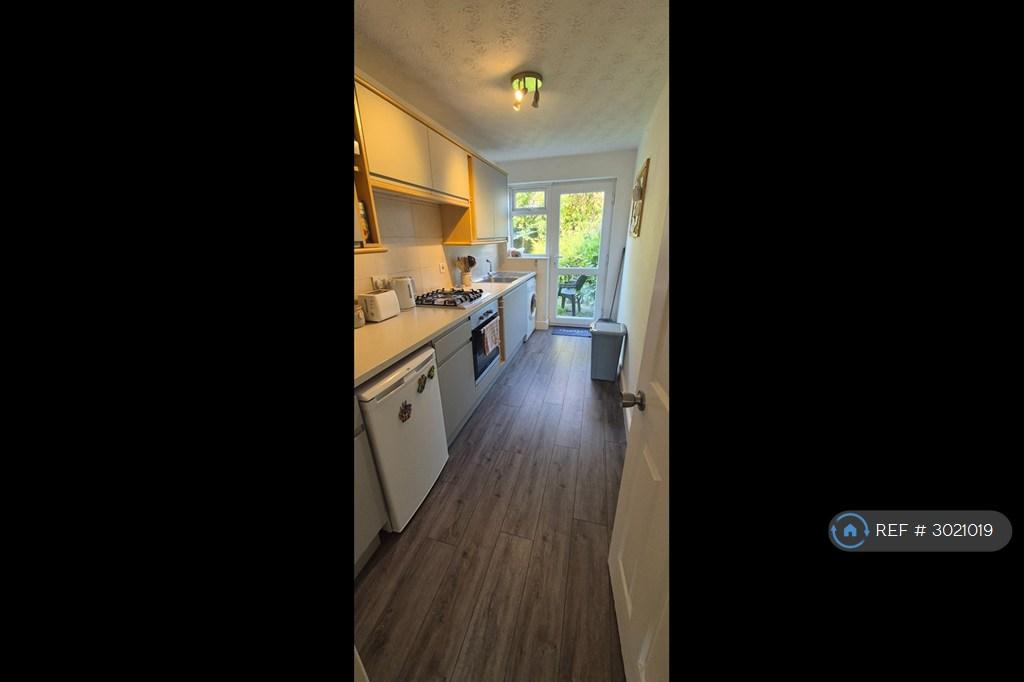 Apartment in Cambridge - View 2