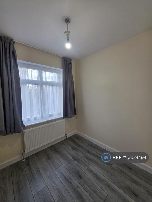 Apartment in London - View 3
