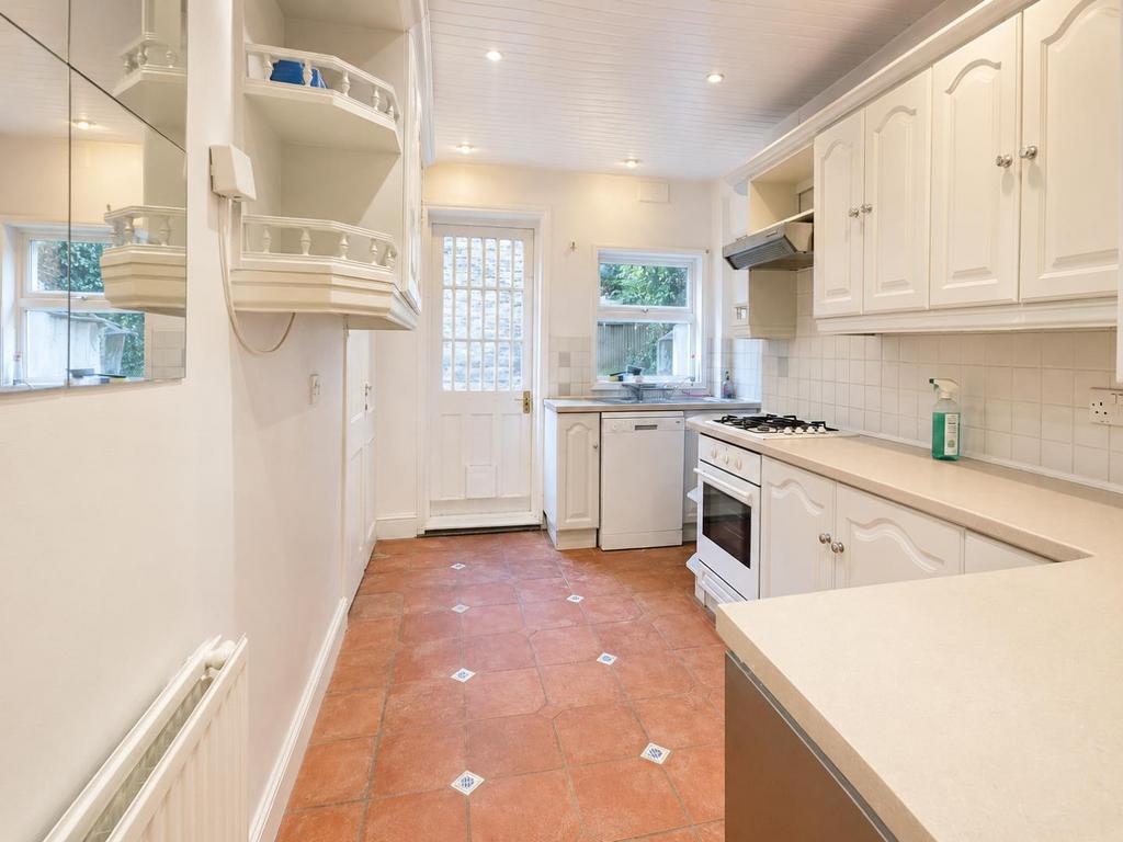 Apartment in London - View 5