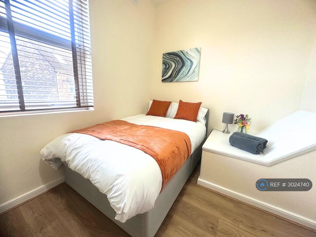 Apartment in London - View 2