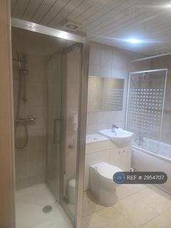 2 bedroom flat to rent, Haig Gardens, Gravesend, DA12