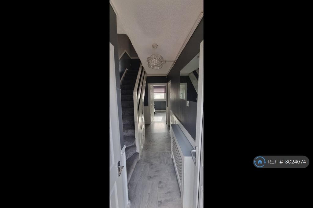 Apartment in Rutherglen, Glasgow - View 4