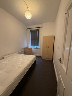 2 bedroom flat to rent, Kingsley Terrace, Newcastle upon Tyne, NE4