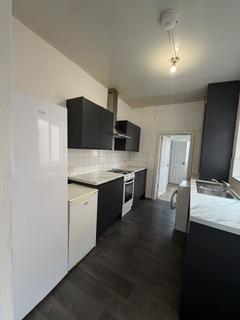 2 bedroom flat to rent, Kingsley Terrace, Newcastle upon Tyne, NE4