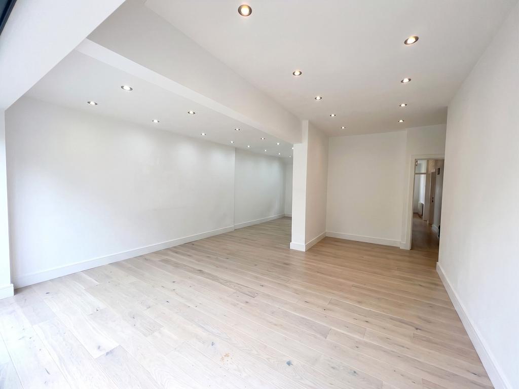 House in Ilford - More
