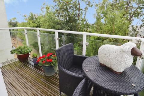 1 bedroom apartment for sale, Trem Elai, Penarth