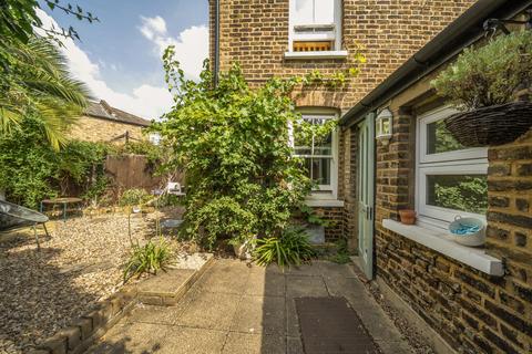 2 bedroom end of terrace house for sale, Caradoc Street, Greenwich