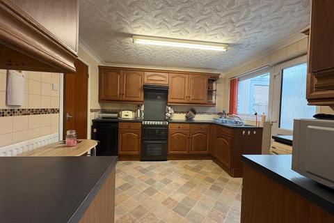3 bedroom semi-detached house for sale, 82 Meadow Lane, Northallerton