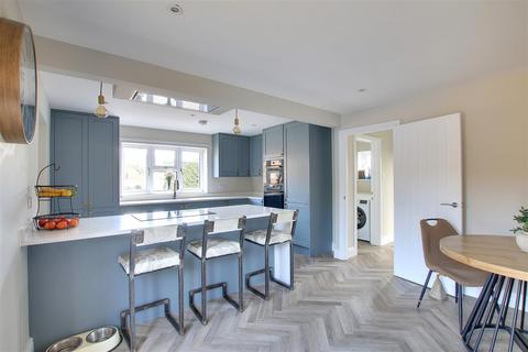 4 bedroom detached house for sale, Hill Rise, St. Ives