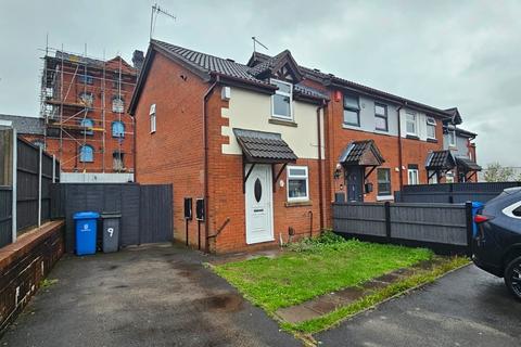 2 bedroom terraced house to rent, Stringer Court, Stoke-on-trent, Staffordshire, ST6