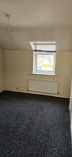 2 bedroom terraced house to rent, Stringer Court, Stoke-on-trent, Staffordshire, ST6