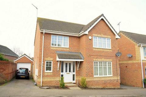 4 bed detached house for rent in Dance Way, WELLINGBOROUGH