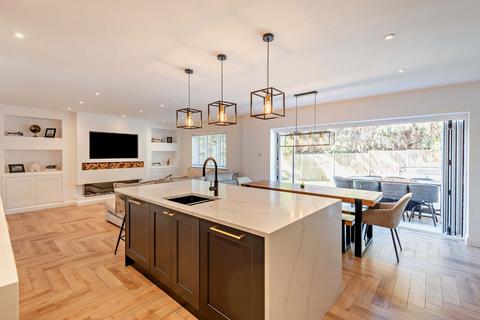 4 bedroom detached house for sale, Poplar Avenue, Windlesham, Surrey
