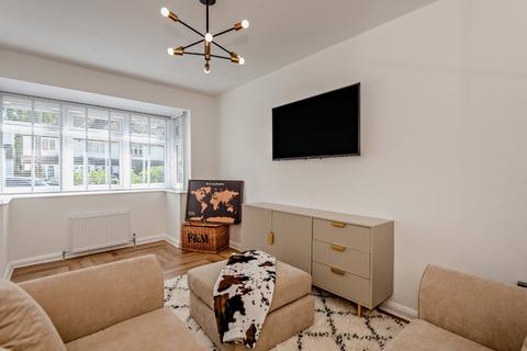 4 bedroom detached house for sale, Poplar Avenue, Windlesham, Surrey