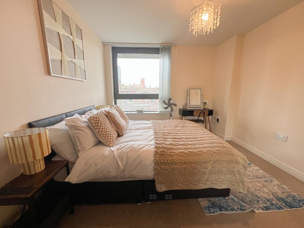 Apartment in Birmingham - More