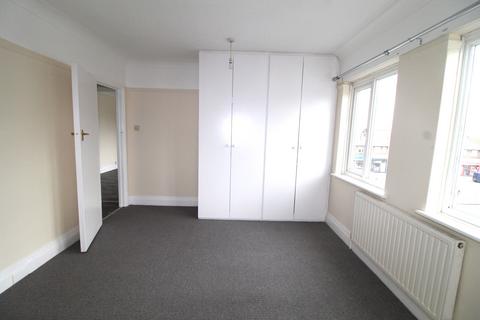 undefined, Uxbridge Road, Uxbridge UB10