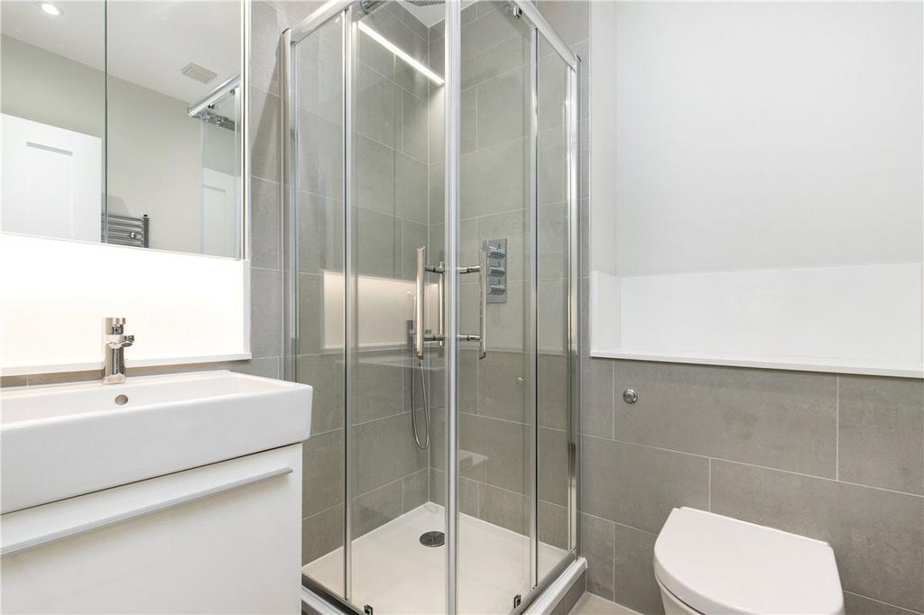 Apartment in London - View 5