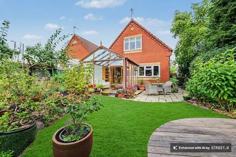 3 bedroom detached bungalow for sale, Molyneux Drive, Loughborough LE12