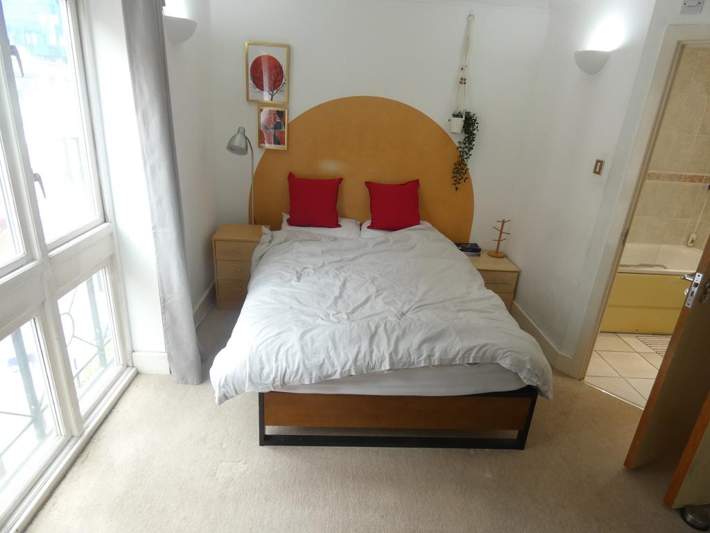Apartment in London, St. George in the East, Whitechapel - View 4