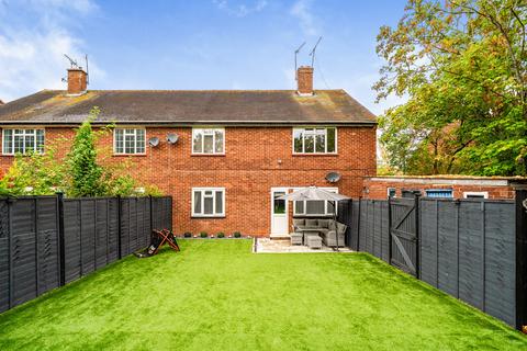 2 bedroom maisonette for sale, Lynhurst Crescent, Uxbridge