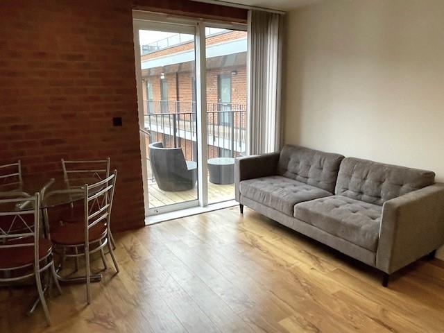 Apartment in London - View 2