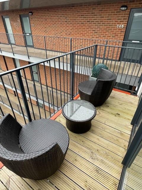 Apartment in London - More