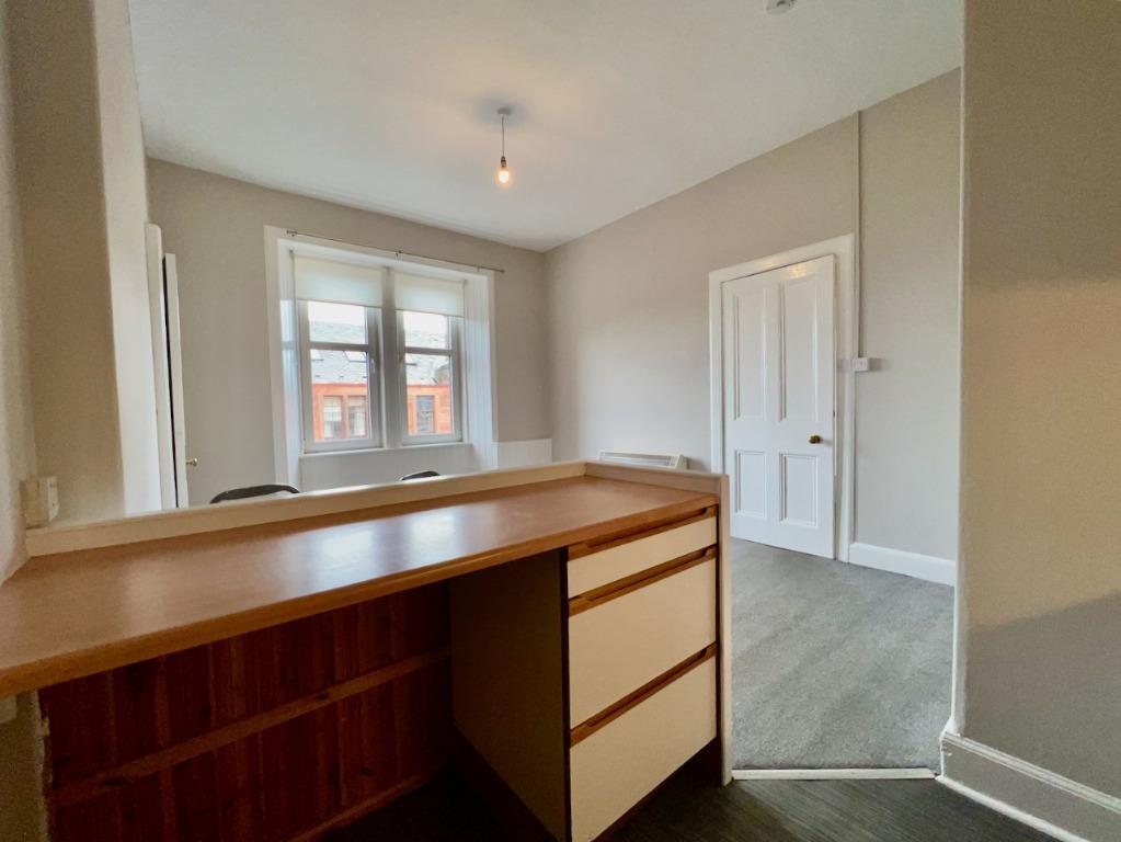 Apartment in Edinburgh - More