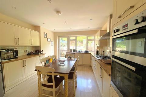 3 bedroom bungalow for sale, Wealden Way, Bexhill-On-Sea