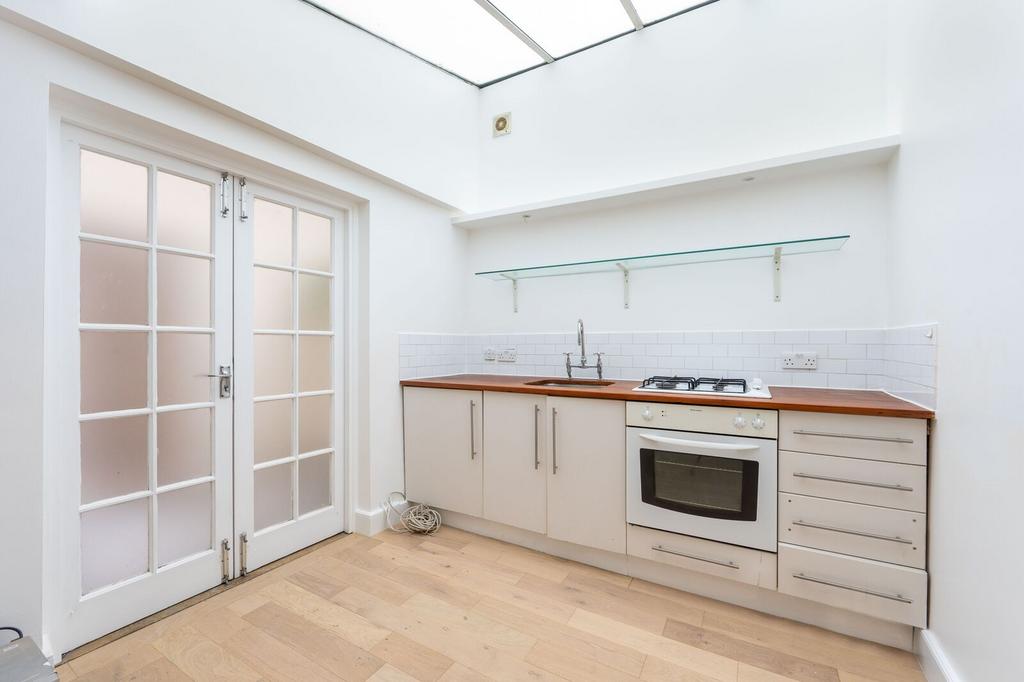 Apartment in London - View 3