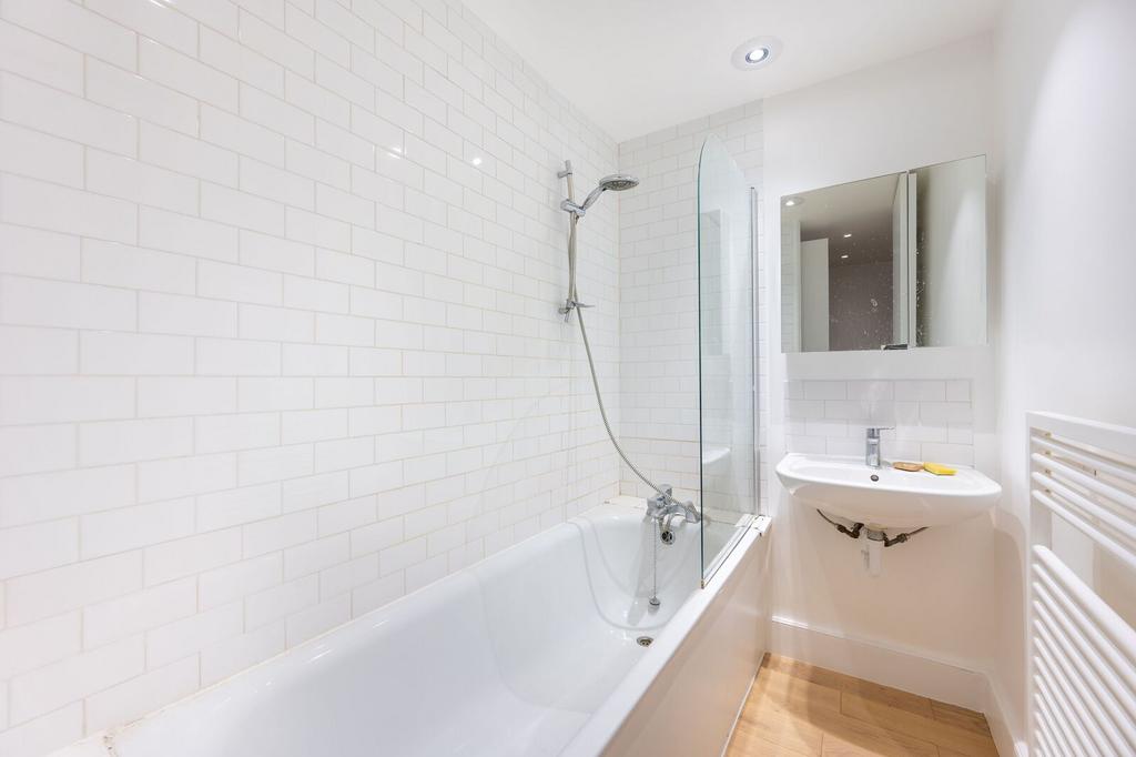 Apartment in London - More