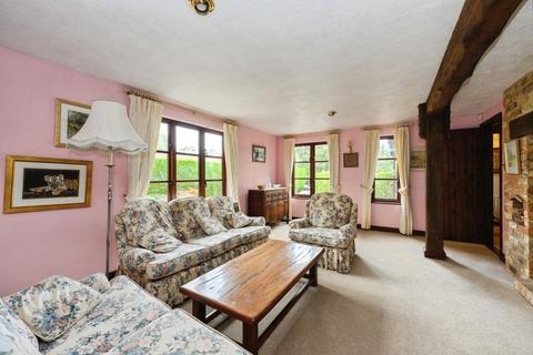 5 bedroom detached house for sale, Sycamore Close, Fetcham, Leatherhead, Surrey, KT22