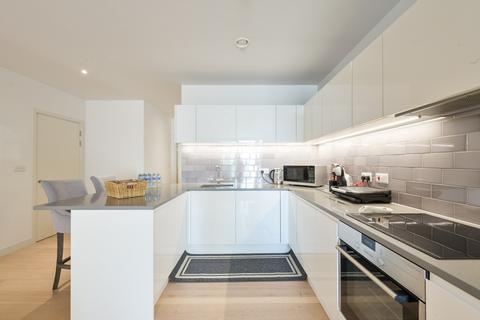 3 bedroom apartment for sale, Liner House, Royal Wharf, E16