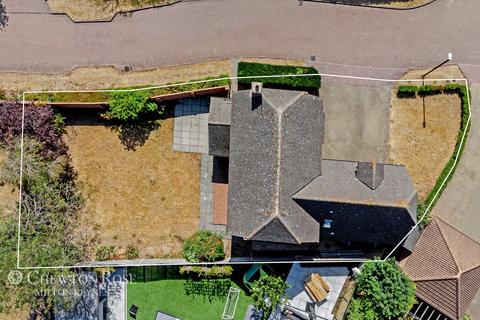 5 bedroom detached house for sale, Kingsoe Leys, Middleton