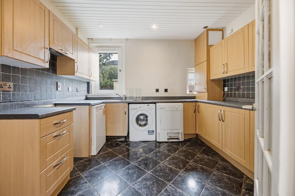 Apartment in GLASGOW - View 5