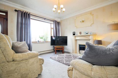 4 bedroom detached bungalow for sale, Ullswater Road, Dewsbury