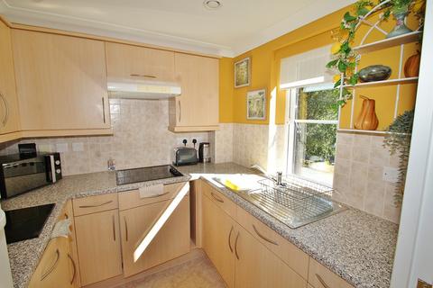 1 bedroom flat for sale, Otters Court, Witney, OX28