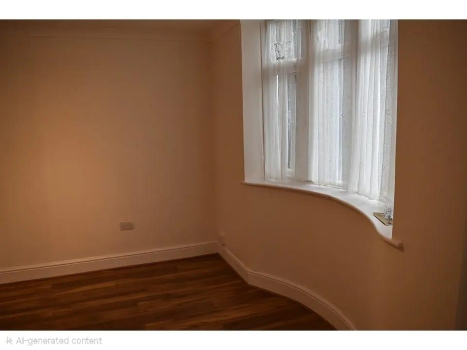 House in Feltham - View 2