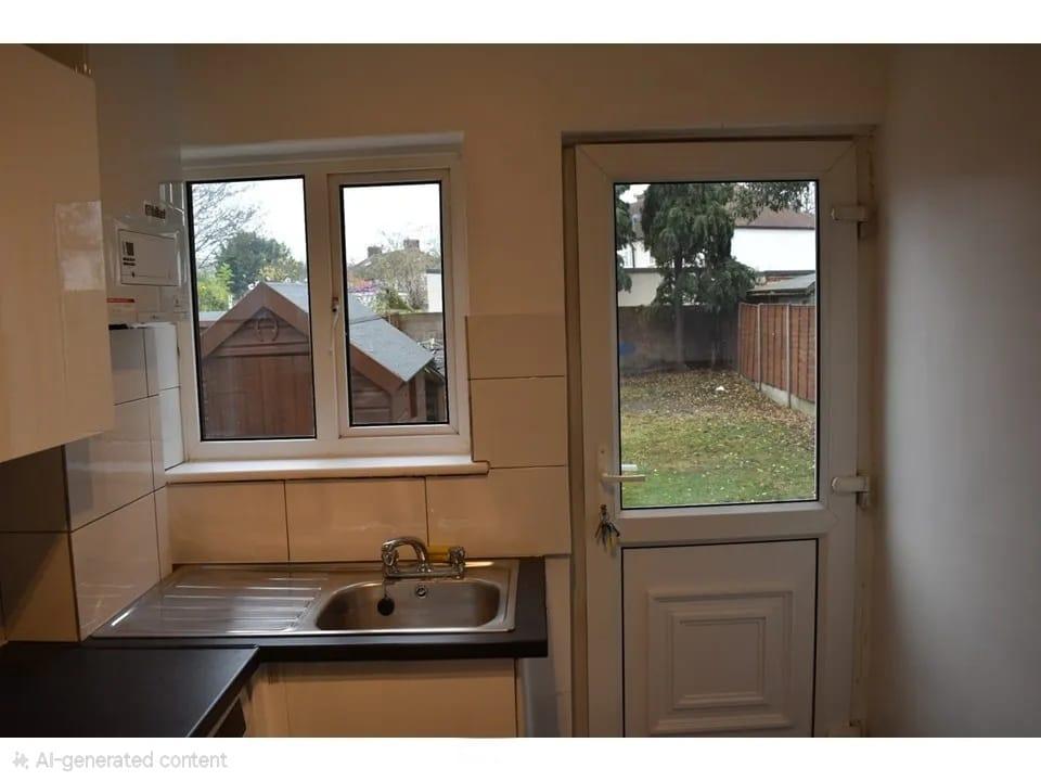 House in Feltham - View 4
