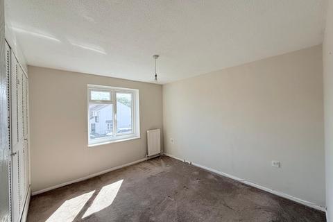 2 bedroom house to rent, Linden Avenue, Nottingham, NG11