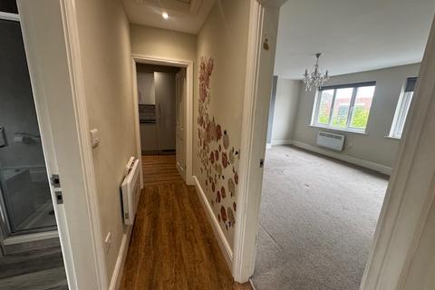 2 bedroom flat to rent, Stratford Road, SOLIHULL, B90
