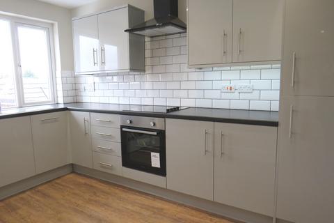 2 bedroom flat to rent, Stratford Road, SOLIHULL, B90