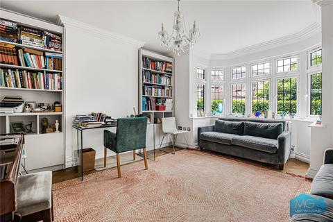 4 bedroom end of terrace house for sale, Long Lane, London, N3