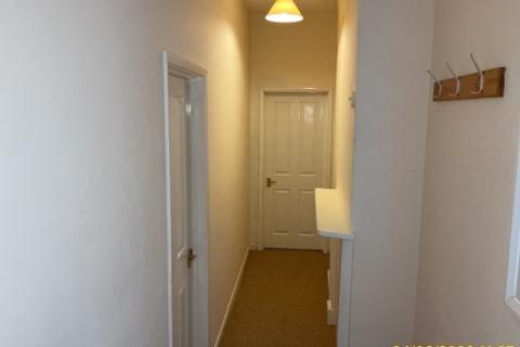 2 bedroom flat to rent, Broad Street, South Molton, EX36