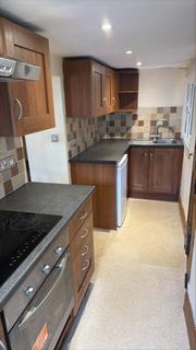 3 bedroom terraced house to rent, West Street, South Molton, EX36