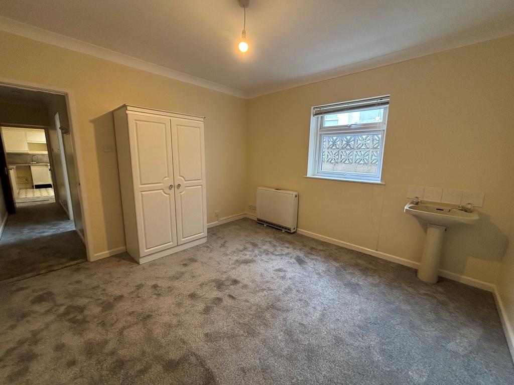 Apartment in Torquay - View 4
