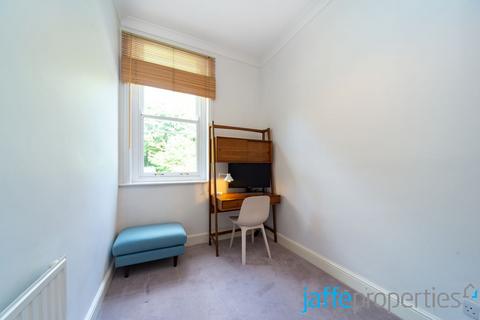 2 bedroom apartment to rent, Finchley Road, London, nw3