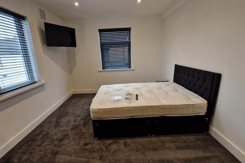 1 bedroom in a flat share to rent, Victoria Road, Fenton, Stoke-on-Trent